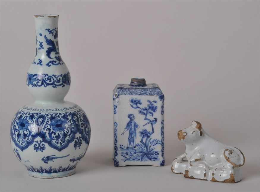 Appraisal: DUTCH DELFT DOUBLE GOURD VASE AND RECTANGULAR TEA CANISTER Together