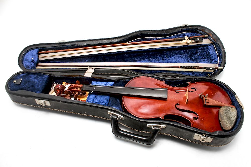 Appraisal: Cesar Siraghi Italian Violin w Bows Milano Cesar Siraghi Italian