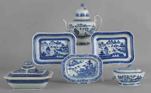 Appraisal: Collection of Chinese export blue and white porcelain to include