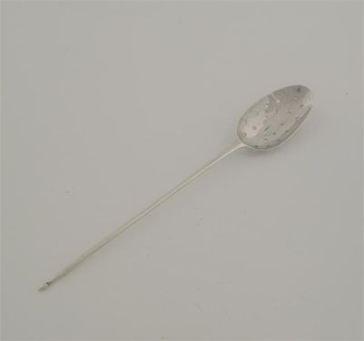 Appraisal: A George I rattail mote spoon with drilled holes in