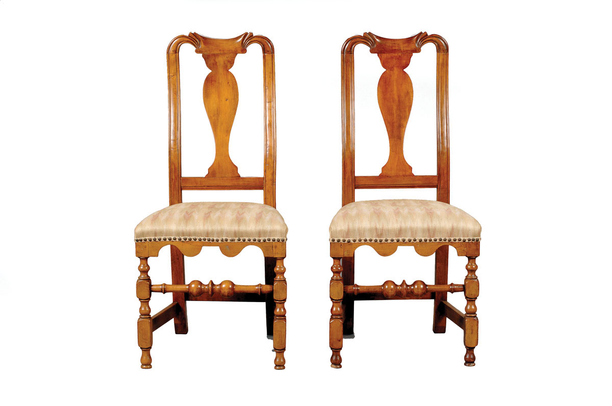 Appraisal: PAIR OF NEW HAMPSHIRE QUEEN ANNE CARVED MAPLE SIDE CHAIRS