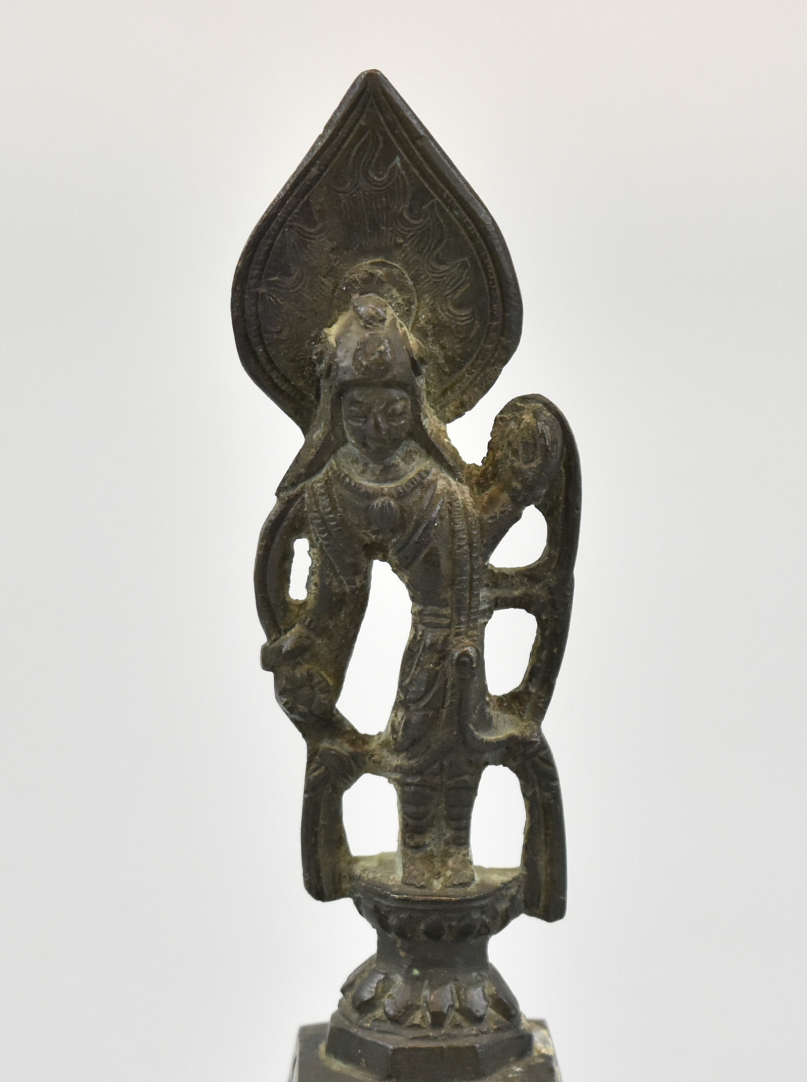 Appraisal: Chinese th C Slender bronze statue in shape of a