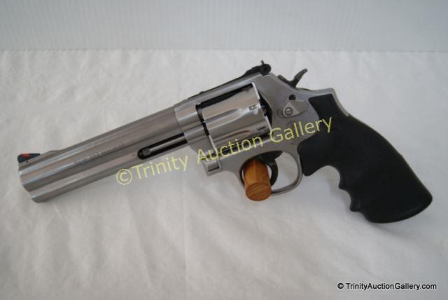 Appraisal: Smith Wesson Model Magnum Revolver Like New In Box with