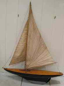 Appraisal: 'Britannia'' a Bermudan rigged pond yacht circa with planked deck