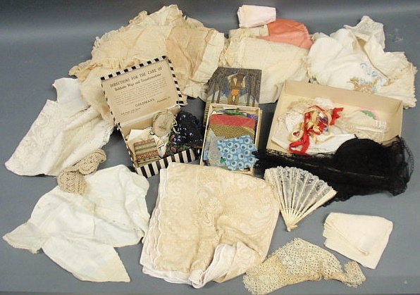 Appraisal: Beaded purse lace fan lace linens etc