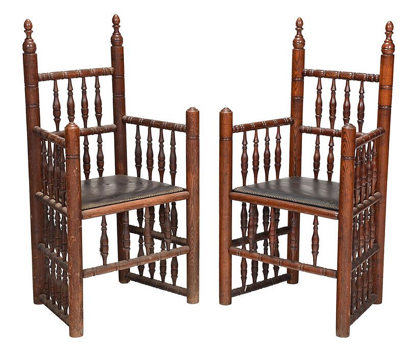 Appraisal: Pair Early American Style Turned Carver Chairs late th th