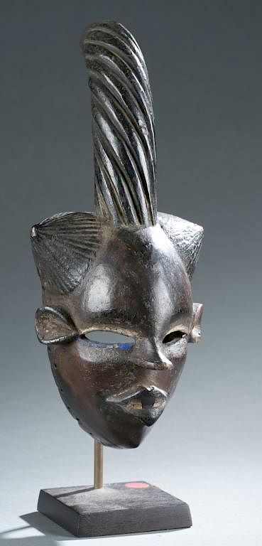 Appraisal: Face mask A face mask Ogoni th century h x