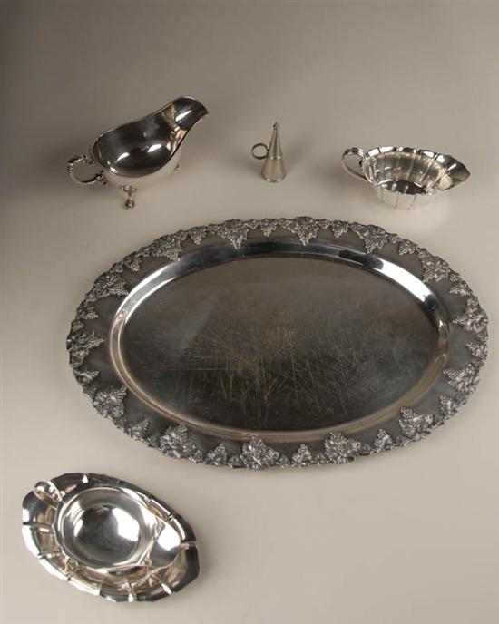 Appraisal: A Silverplate Lot a large oval tray with applied grapevine