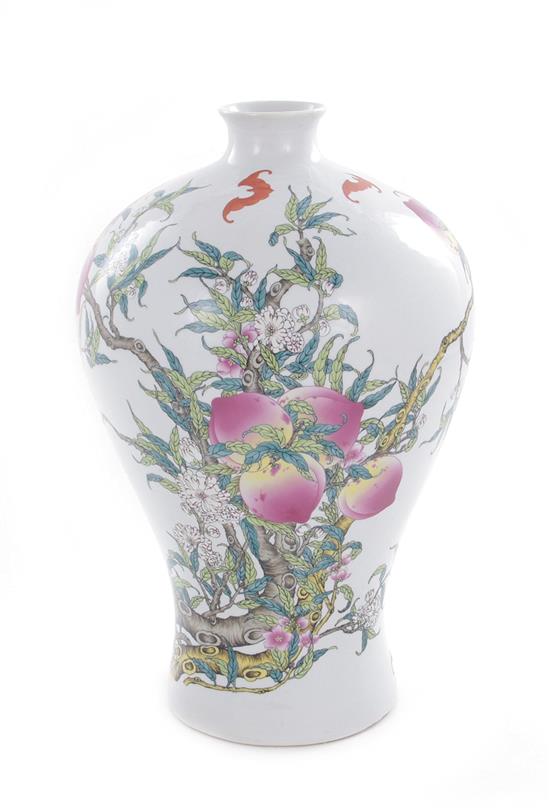 Appraisal: Chinese famille rose meiping vase Qing or Republic period peaches