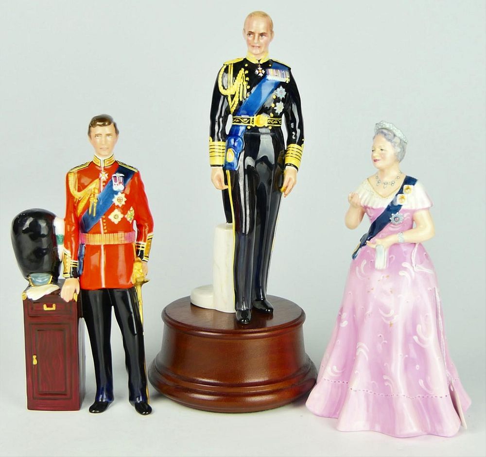 Appraisal: ROYAL DOULTON FIGURINES ROYAL FAMILY LIMITED ED To include Queen