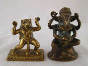 Appraisal: A mixed lot comprising an Indian bronze figure of Ganesh