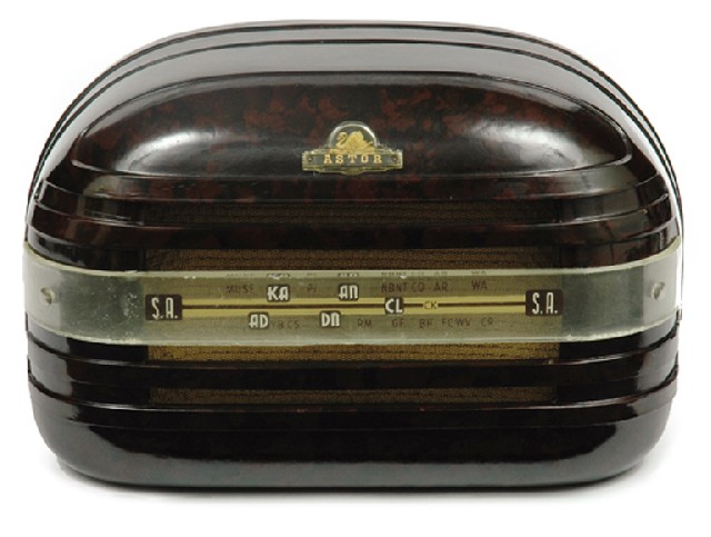 Appraisal: Astor Baby 'Football' circa mottled dark brown case cm high