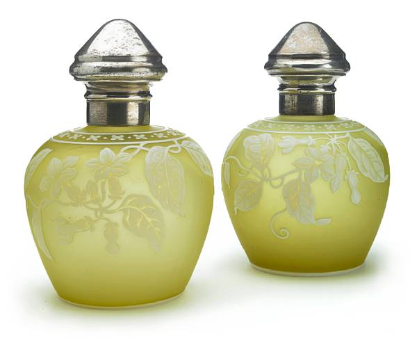 Appraisal: A pair of Thomas Webb silver-mounted cameo glass globular perfume