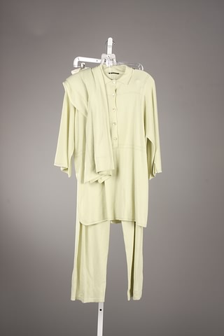 Appraisal: CHADO sage green quarter length sleeve top with buttons down