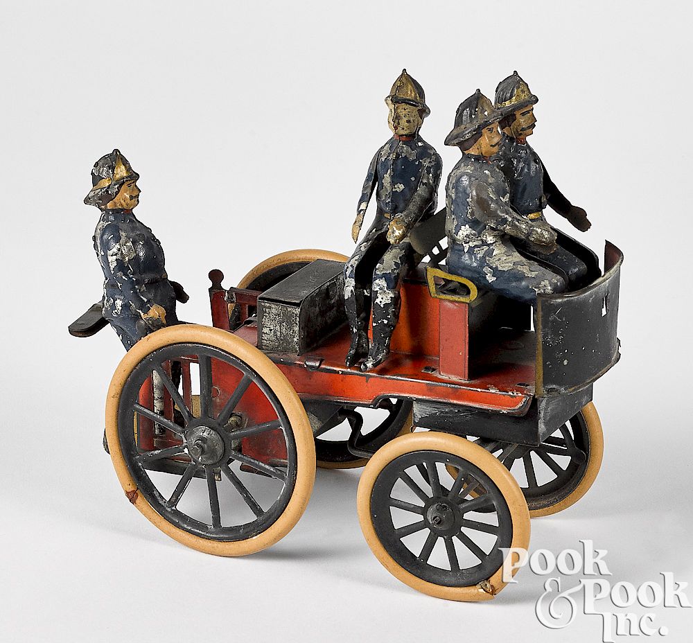 Appraisal: Gunthermann tin clockwork fire pumper Gunthermann tin clockwork fire pumper