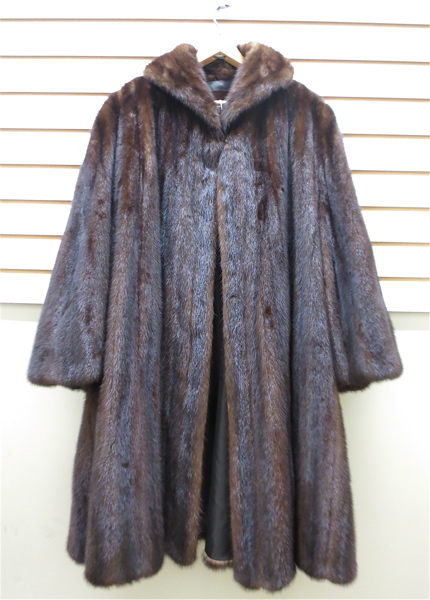 Appraisal: LADY'S FULL LENGTH MINK COAT medium brown fur having one