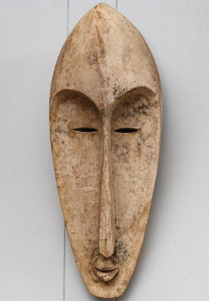 Appraisal: A WEST AFRICAN GABON FANG MASKThe carved and painted wood