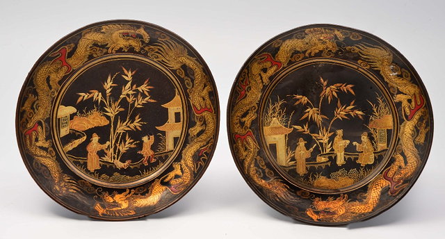 Appraisal: A PAIR OF CHINESE LACQUER DISHES the centre each having