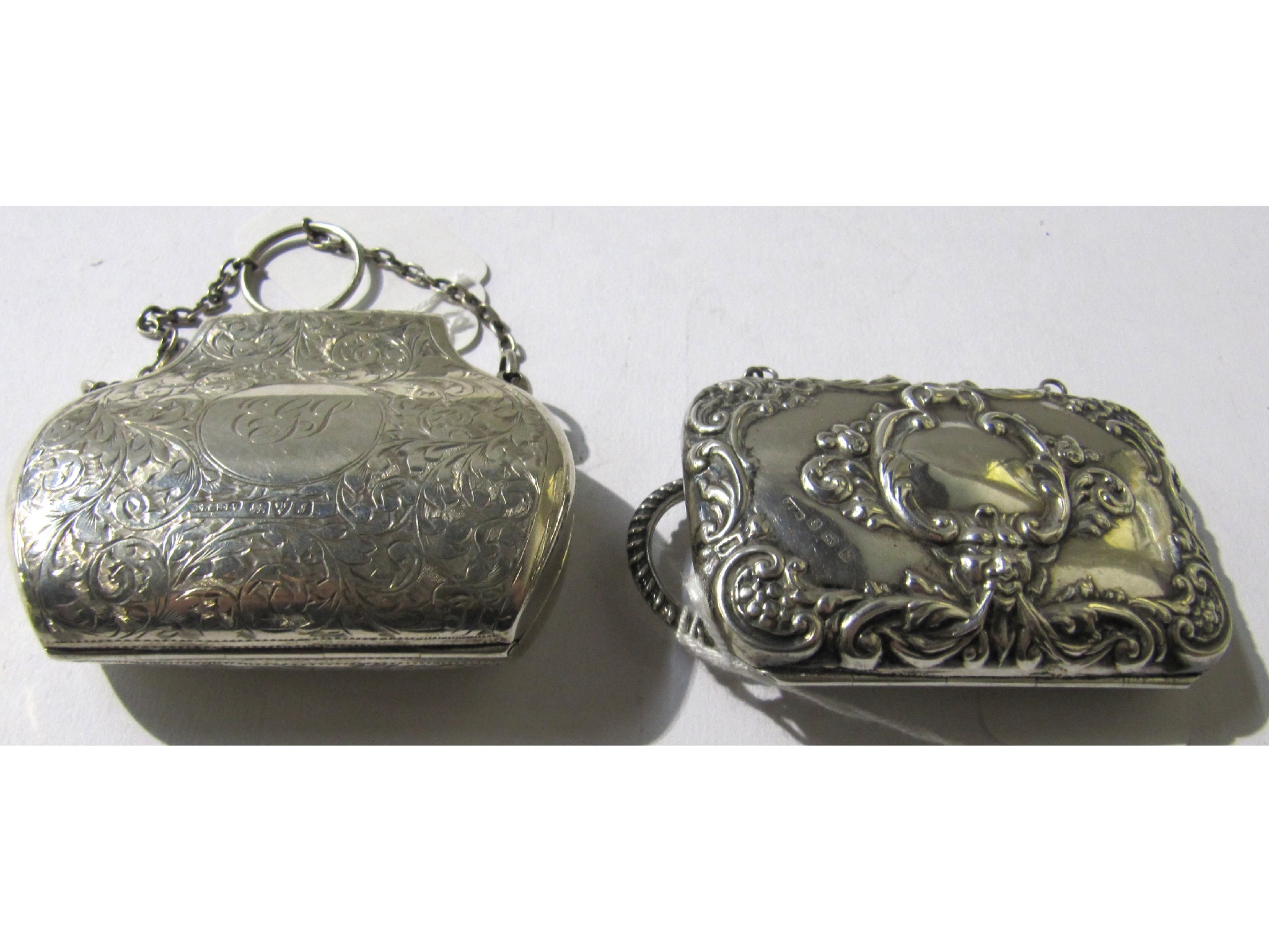 Appraisal: A lot comprising two silver purses Chester and Birmingham