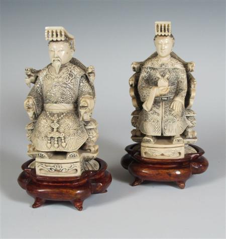 Appraisal: Two early th century Chinese ivory figures of a male