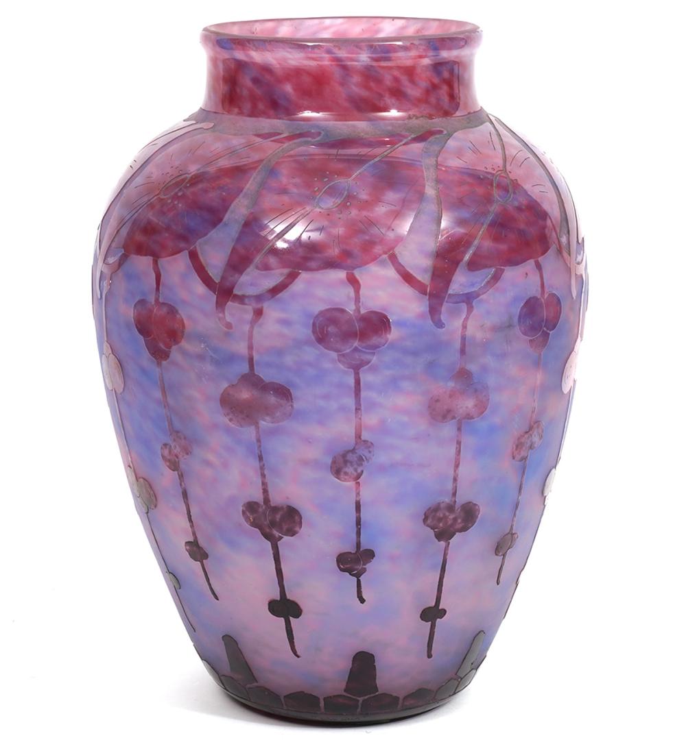 Appraisal: LE VERRE FRANCAIS LAVENDER CAMEO GLASS VASELe Verre Francais lavender