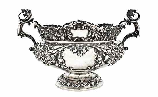 Appraisal: An English Sterling Silver Centerbowl Sibray Hall Co London having