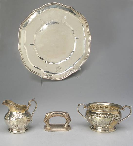 Appraisal: A group of sterling table articles Comprising shaped circular sandwich