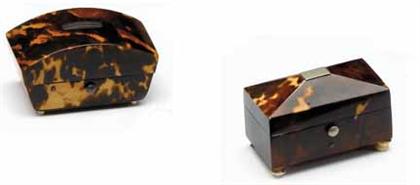 Appraisal: Two miniature tortoiseshell trinket boxes th century The first of