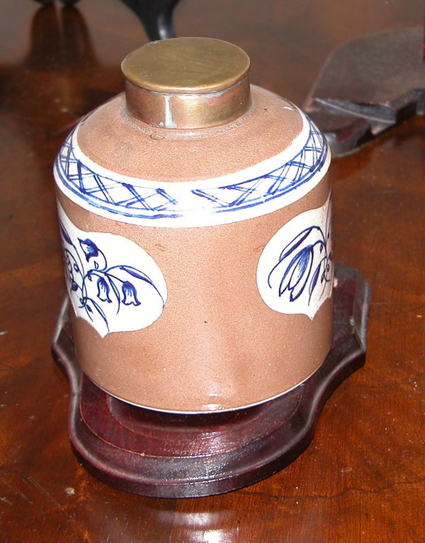 Appraisal: Title th c English Tea Caddy beige and blue decorated