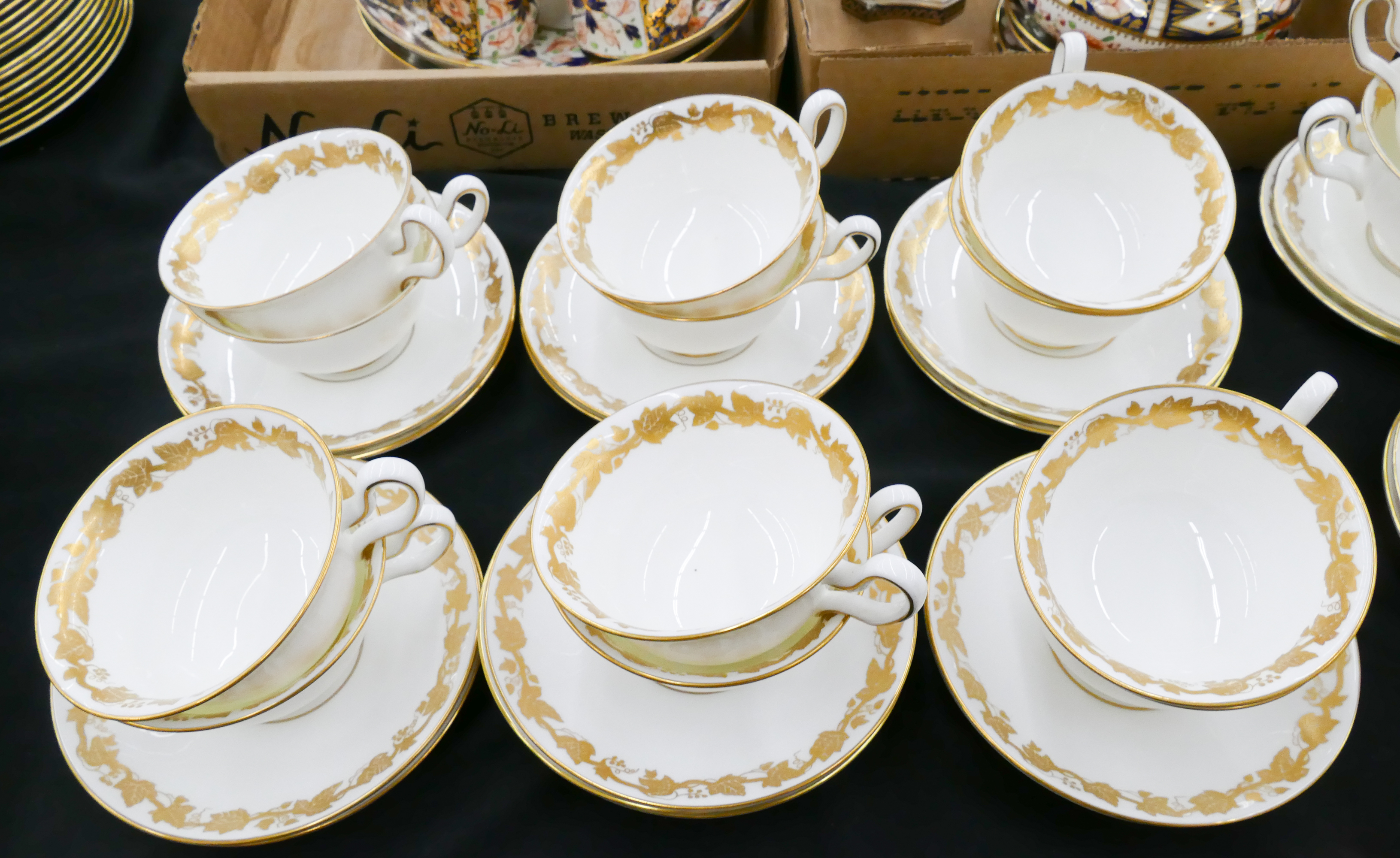 Appraisal: pc Wedgwood Whitehall White Rim Bone China Teacups Saucers Teacups