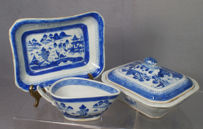 Appraisal: Chinese export porcelain Canton lot of pieces including open shallow