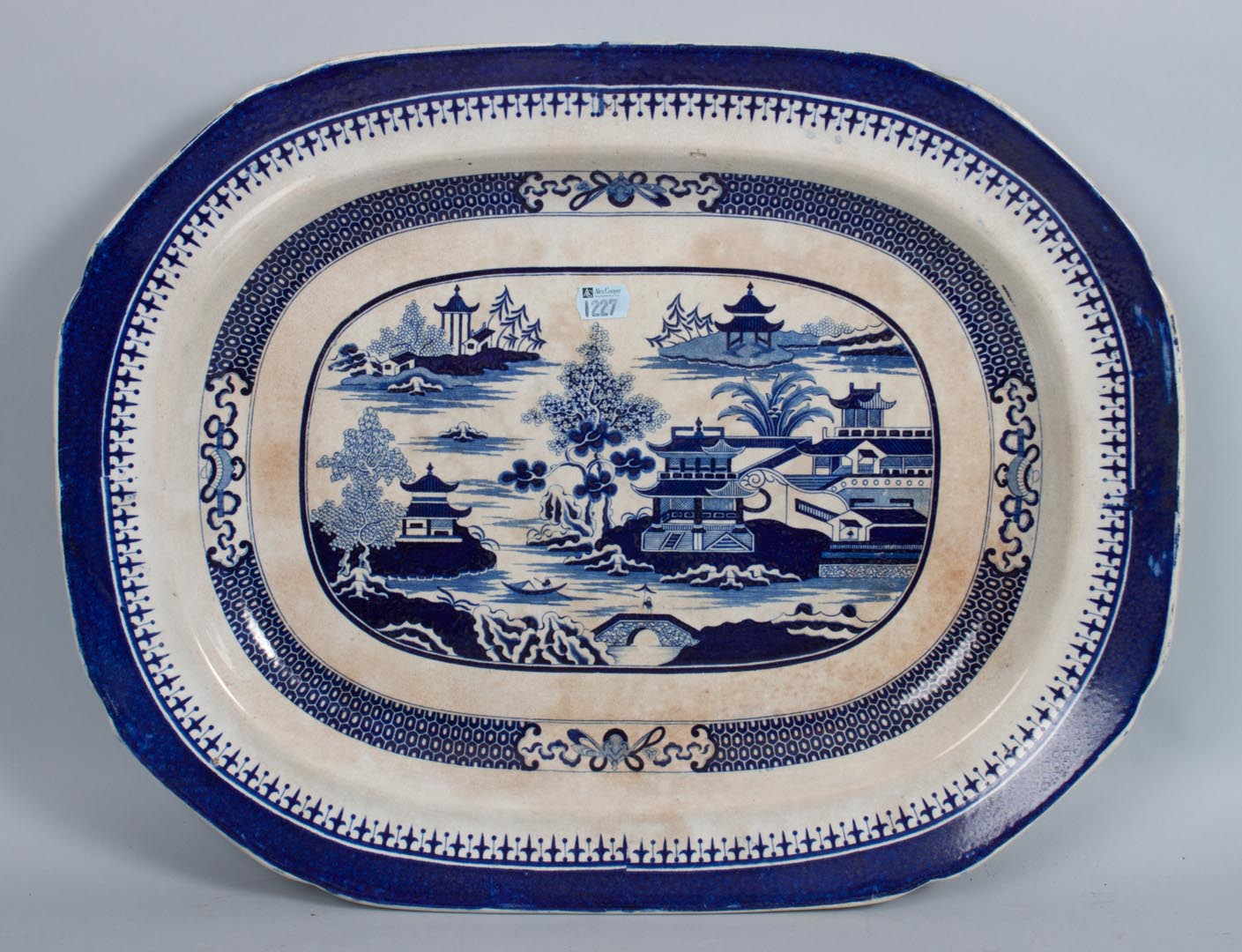 Appraisal: Three English transferware platters fourth quarter- th century designs include