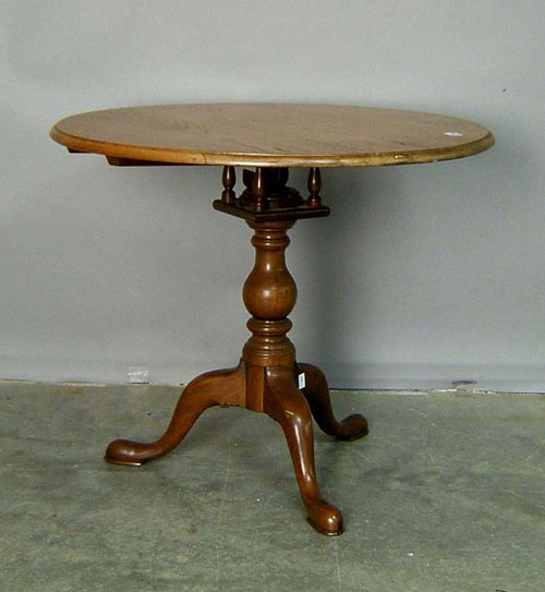 Appraisal: Queen Anne walnut tea table h w