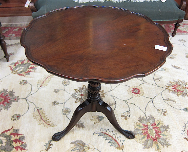 Appraisal: CHIPPENDALE STYLE MAHOGANY TEA TABLE American th century having a