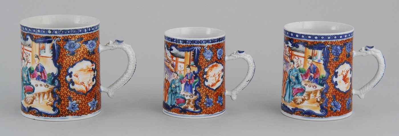 Appraisal: SET OF THREE GRADUATED CHINESE EXPORT PORCELAIN MUGSFourth Quarter of