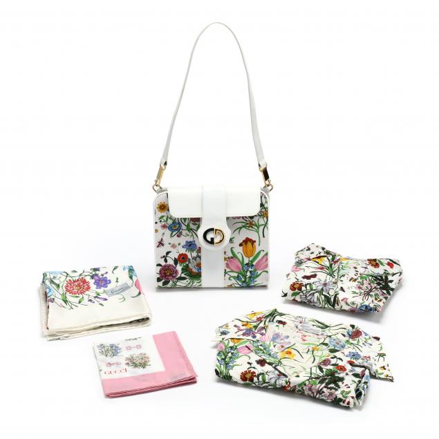 Appraisal: A GROUPING OF FLORAL PRINT FASHION ACCESSORIES BY GUCCI To