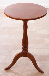 Appraisal: Walnut Candle Stand Walnut candle stand possibly Clore with a