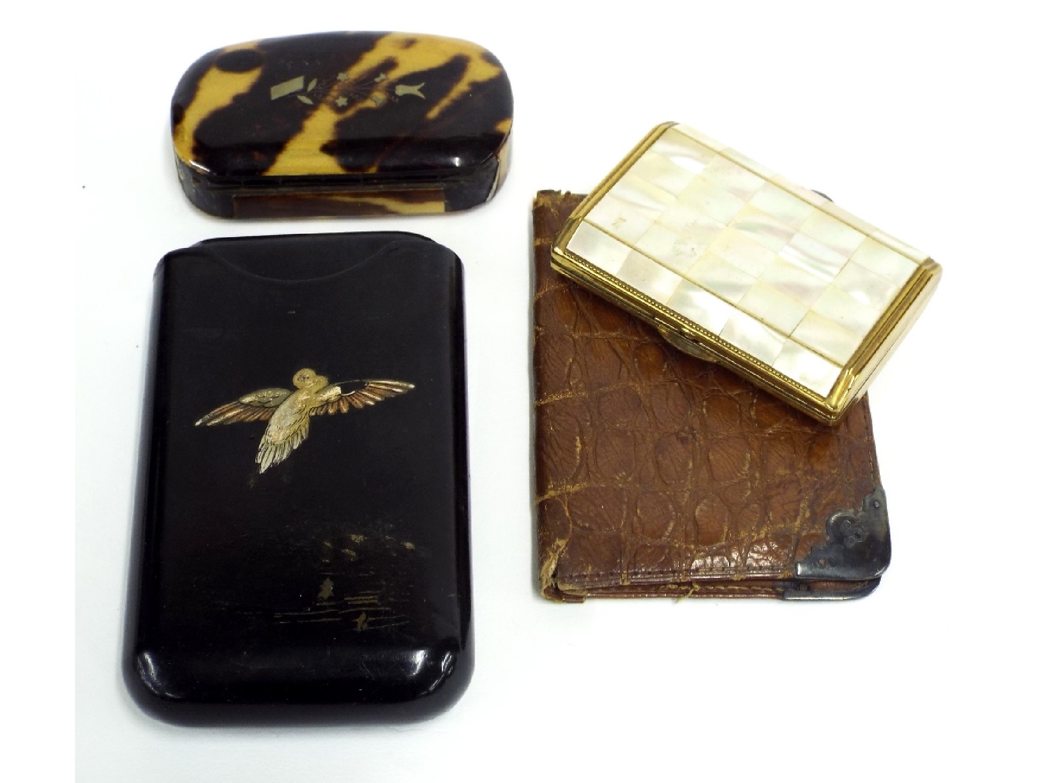 Appraisal: Antique tortoiseshell snuff box the hinged lid decorated with a