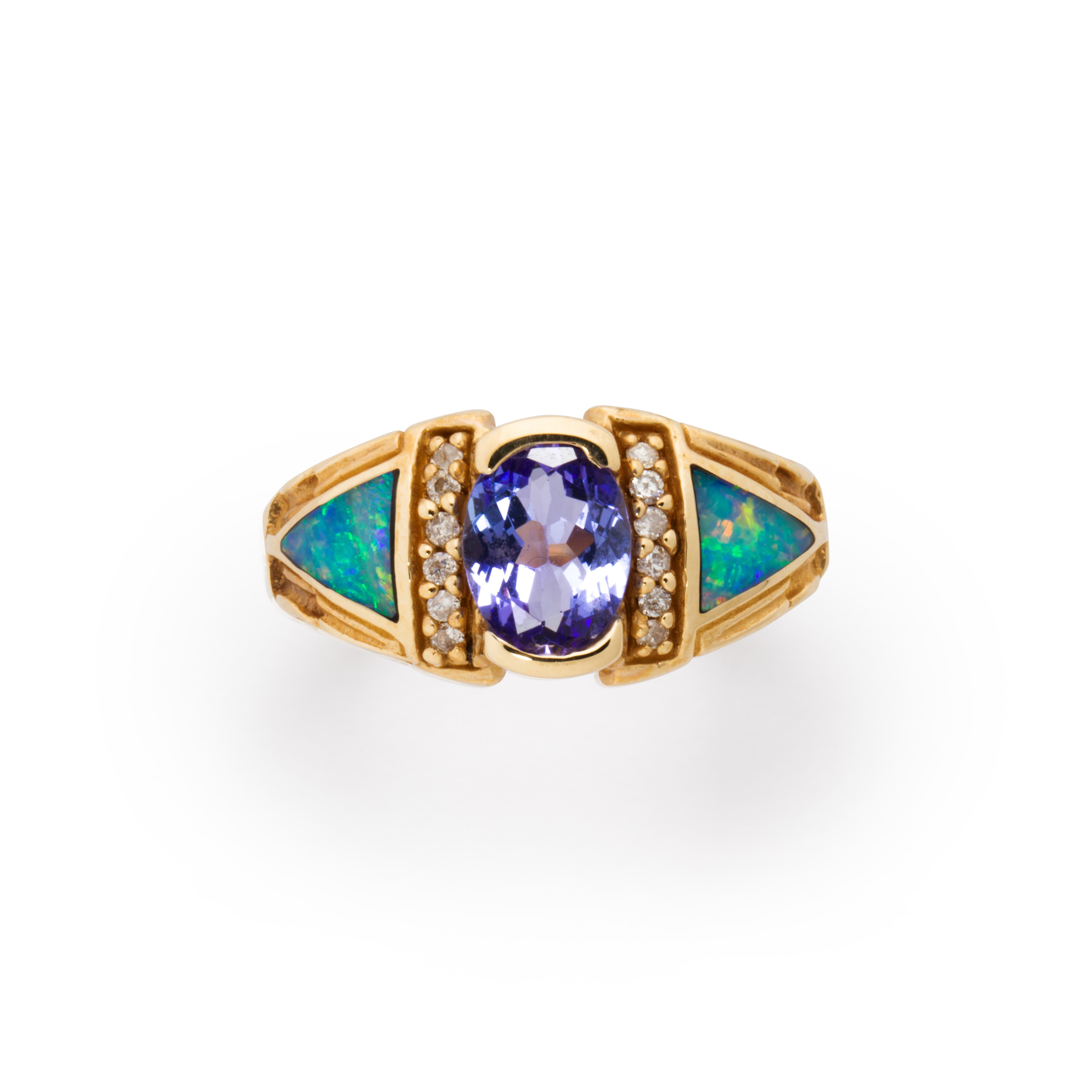 Appraisal: A GEMSTONE AND FOURTEEN KARAT GOLD RING A gemstone and