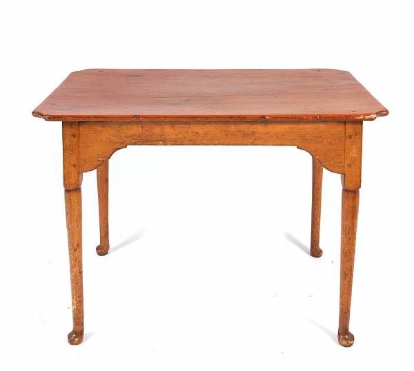 Appraisal: A Queen Anne pine and maple tavern table late th