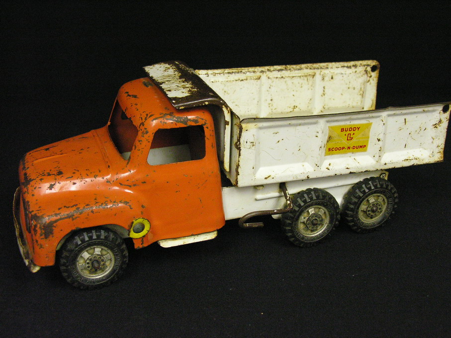 Appraisal: BUDDY L SCOOP-N-DUMP TRUCK Size Condition Missing scoop and tail