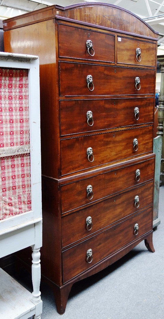 Appraisal: A Regency mahogany chest on chest with two short over