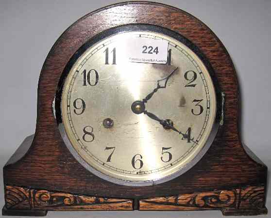 Appraisal: Oatcase Mantle Clock