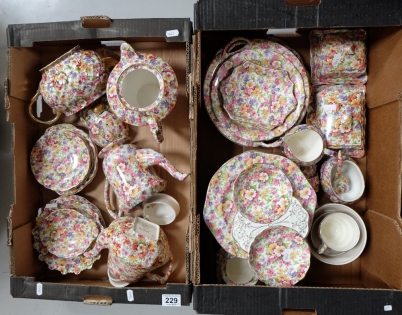 Appraisal: A large collection of James Kent Du Barry chintz dinner