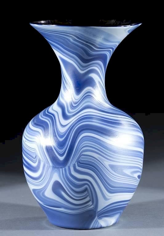 Appraisal: Durand art glass vase A Durand lustre vase c s-