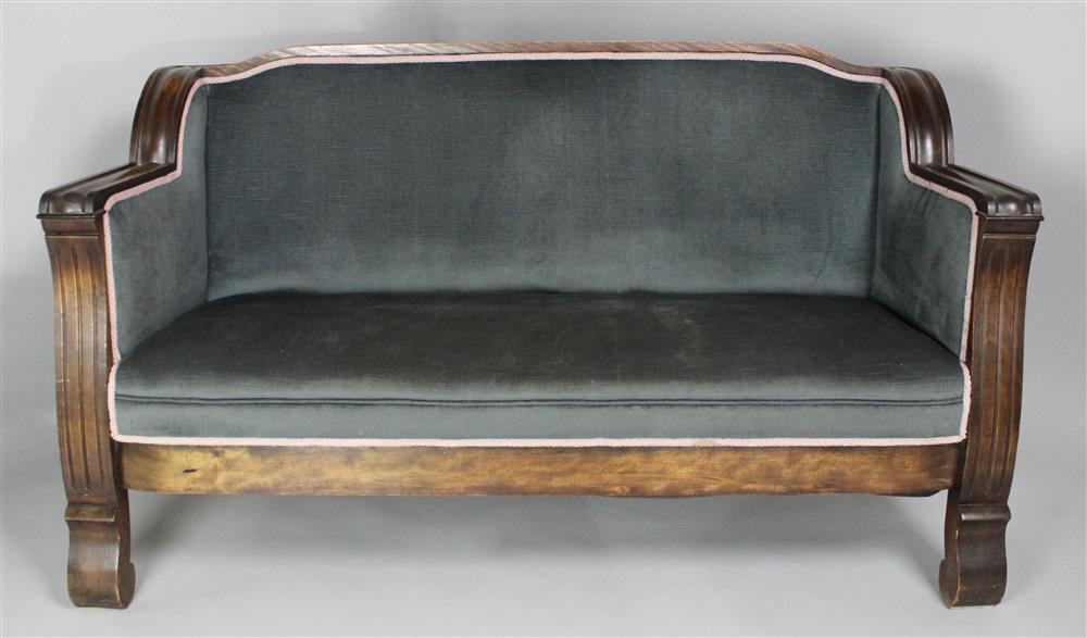 Appraisal: CLASSICAL STYLE SETTEE EN SUITE with a wide molded exposed