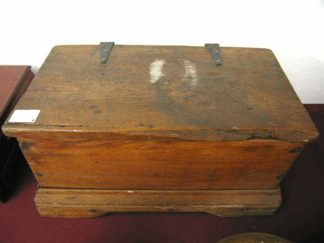 Appraisal: Early Pine Box