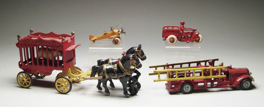 Appraisal: LOT OF CAST IRON TOYS All toys in nice all