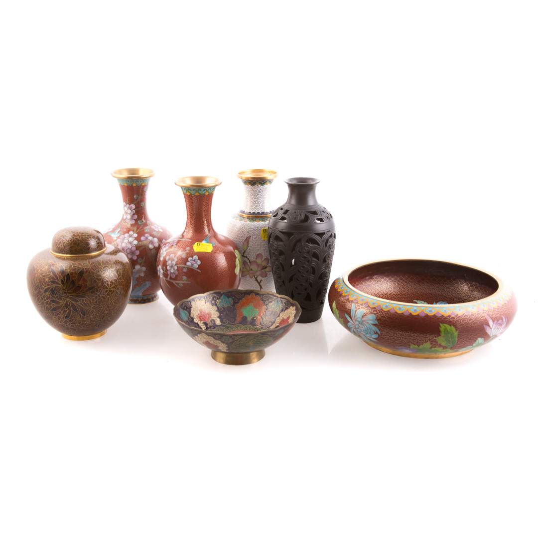 Appraisal: Seven Chinese cloisonne enamel bowls and vases three vases two