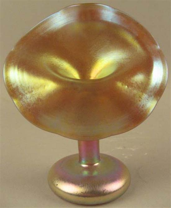 Appraisal: Saul Alcaraz Iridescent Jack in the Pulpit Vase Signed and